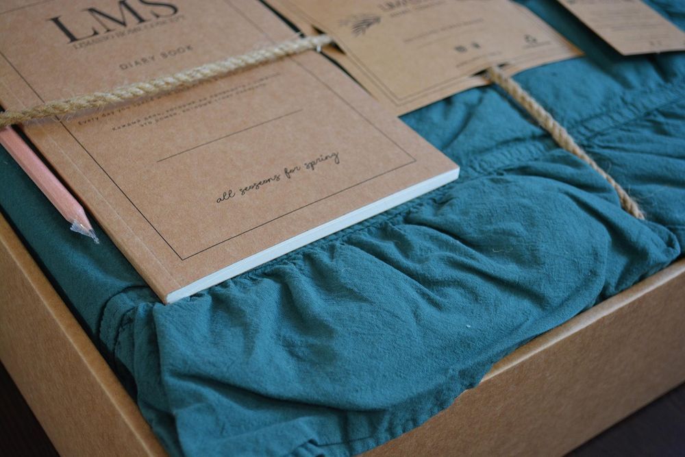 Постельное белье Limasso Exclusive Stonewashed Dark Green вареный хлопок, Евро, Хлопок 100%, 240х260 см., 1, 2, 200х220 см., 50х70 см, варёный хлопок, Фирменная картонная коробка