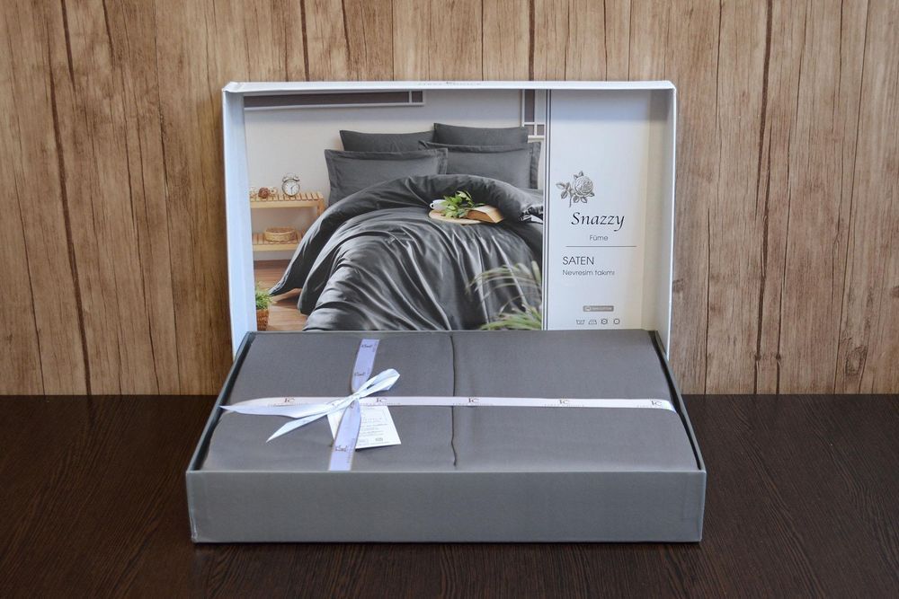 Постельное белье Сатин First Choice Snazzy Quick Silver, Полуторный, Хлопок 100%, 180х220 см., 1, по 1, 160х220 см., 50х70, 70х70 см, сатин, Фирменная картонная коробка