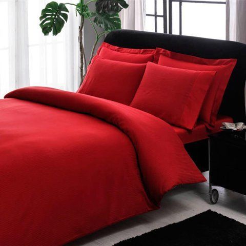 Постільна білизна ТАС Premium Basic Red Сатин-Stripe King Size, king size, Бавовна 100%, 270х280 см., 1, 4, 220х240 см., 50х70, 50х70 (+5см), сатин Stripe, 220 TC, Фірмова картонна коробка