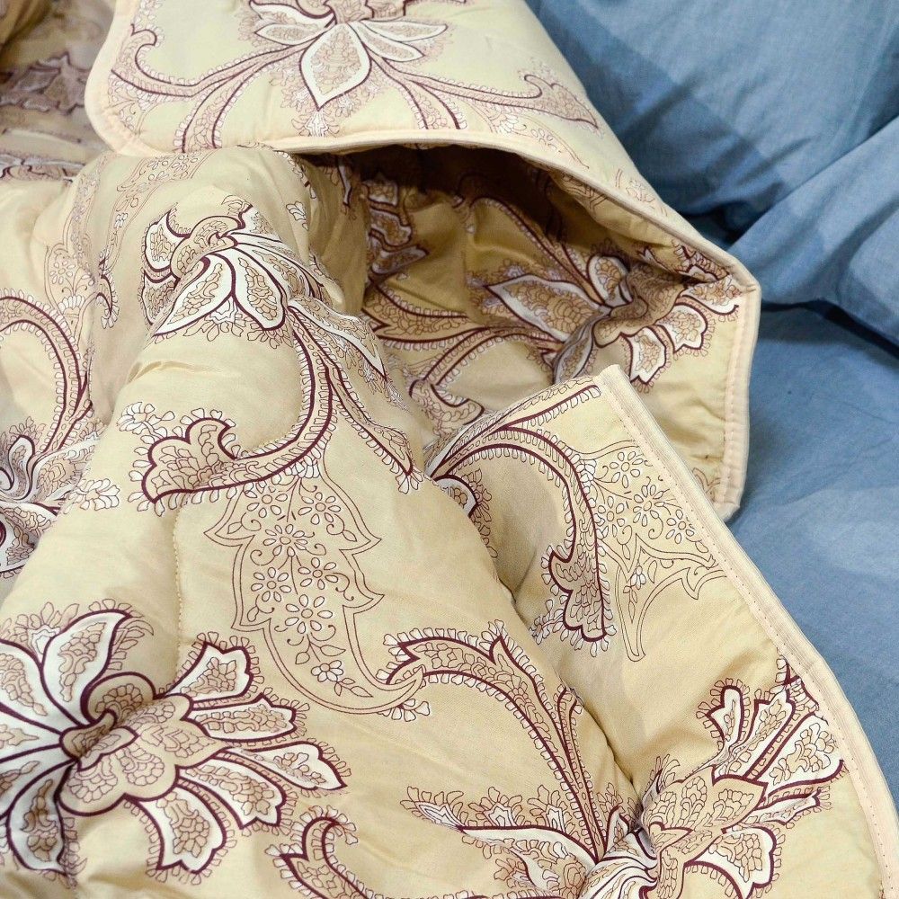 Одеяло Viluta полушерстяное стеганое Классик, Полиэстер 100%, синтепон 100г/м2, 140х205см, полиэстер, полиэстер, 300 г/м2, Полуторное