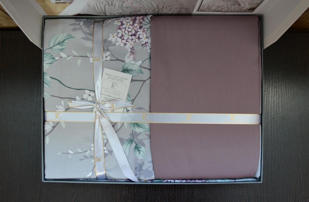 Постільна білизна Сатин First Choice Wisteria Lilac, Євро, Бавовна 100%, 240х260 см., 1, по 2, 200х220 см., 50х70, 70х70 см, сатин, Фірмова картонна коробка