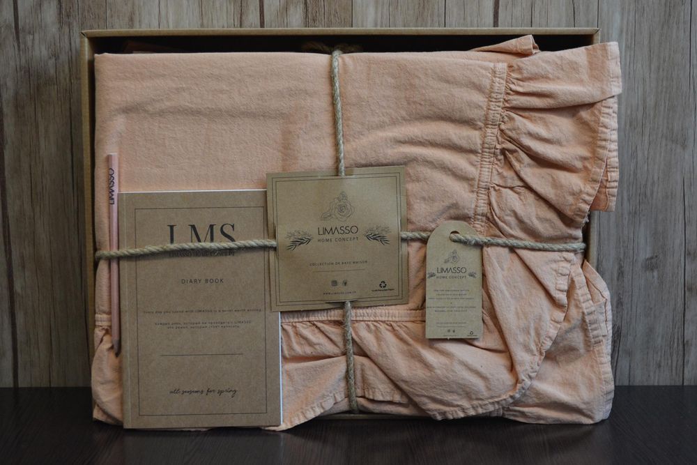 Постельное белье Limasso Exclusive Toast вареный хлопок, Семейный, Хлопок 100%, 240х260 см., 2, 2, 160х220 см., 50х70 см, варёный хлопок, Фирменная картонная коробка