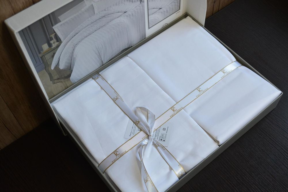 Постільна білизна Сатин First Choice Broad Line White, Полуторний, Бавовна 100%, 180х220 см., 1, по 1, 160х220 см., 50х70, 70х70 см, сатин, Фірмова картонна коробка