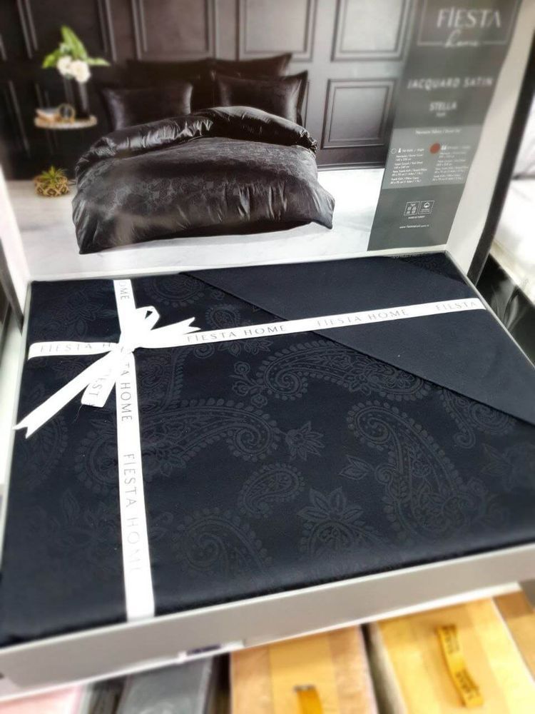 Постільна білизна Fiesta Stella Black Жакард, Євро, Бавовна 100%, 240х260 см., 1, 4, 200х220 см., 50х70 см, сатин жакард, Фірмова картонна коробка