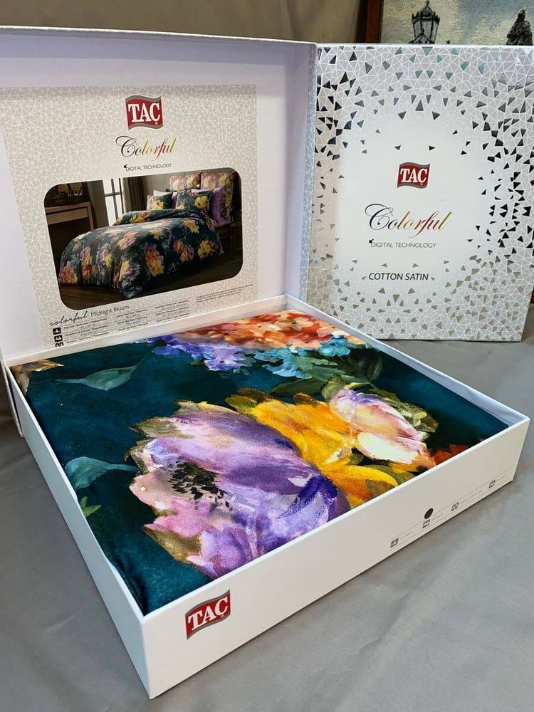 Постільна білизна ТАС Midnight Bloom Сатин-Digital, Родинний, Бавовна 100%, 240х260 см., 2, 4, 160х220 см., 50х70, 50х70 (+5см), сатин, 220 TC, Фірмова картонна коробка